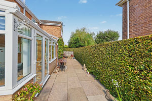 Thornbridge Crescent
